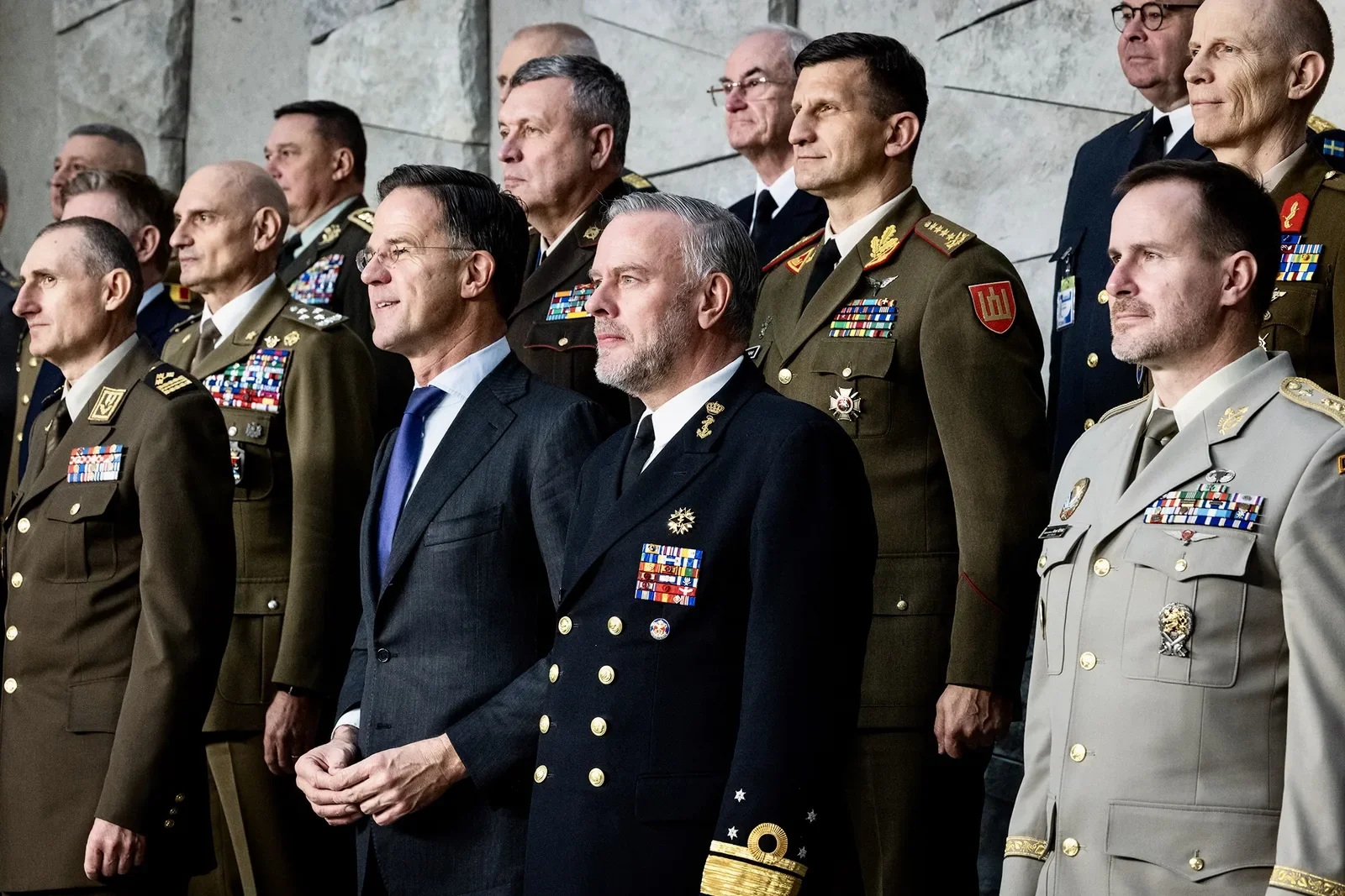 Generálové a politici při slavnostní příležitosti